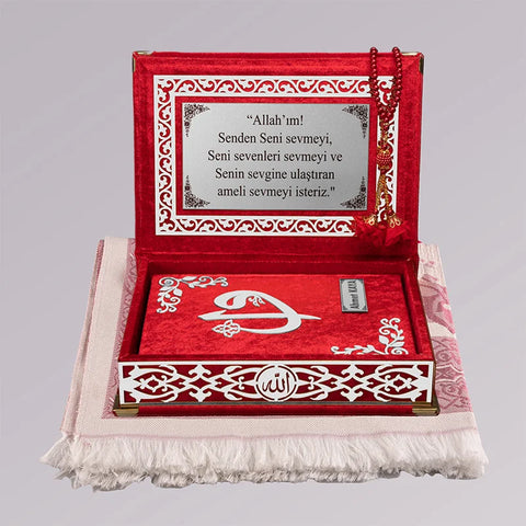 Kadife Kutulu Kur’an-ı Kerim (Ay Yıldız, Seccadeli, Gümüş Süsleme)