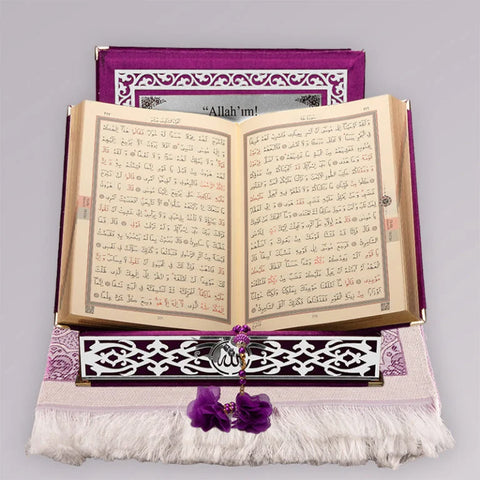 Kadife Kutulu Kur’an-ı Kerim (Mor, Seccadeli, Gümüş Süsleme)