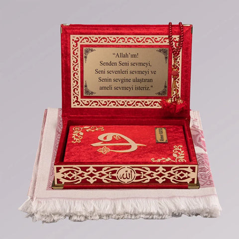 Kadife Kutulu Kur’an-ı Kerim (Kırmızı, Seccadeli, Gold Süsleme)
